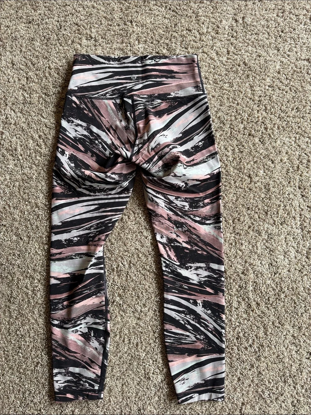 Lululemon wide waist cropped align leggings size 6